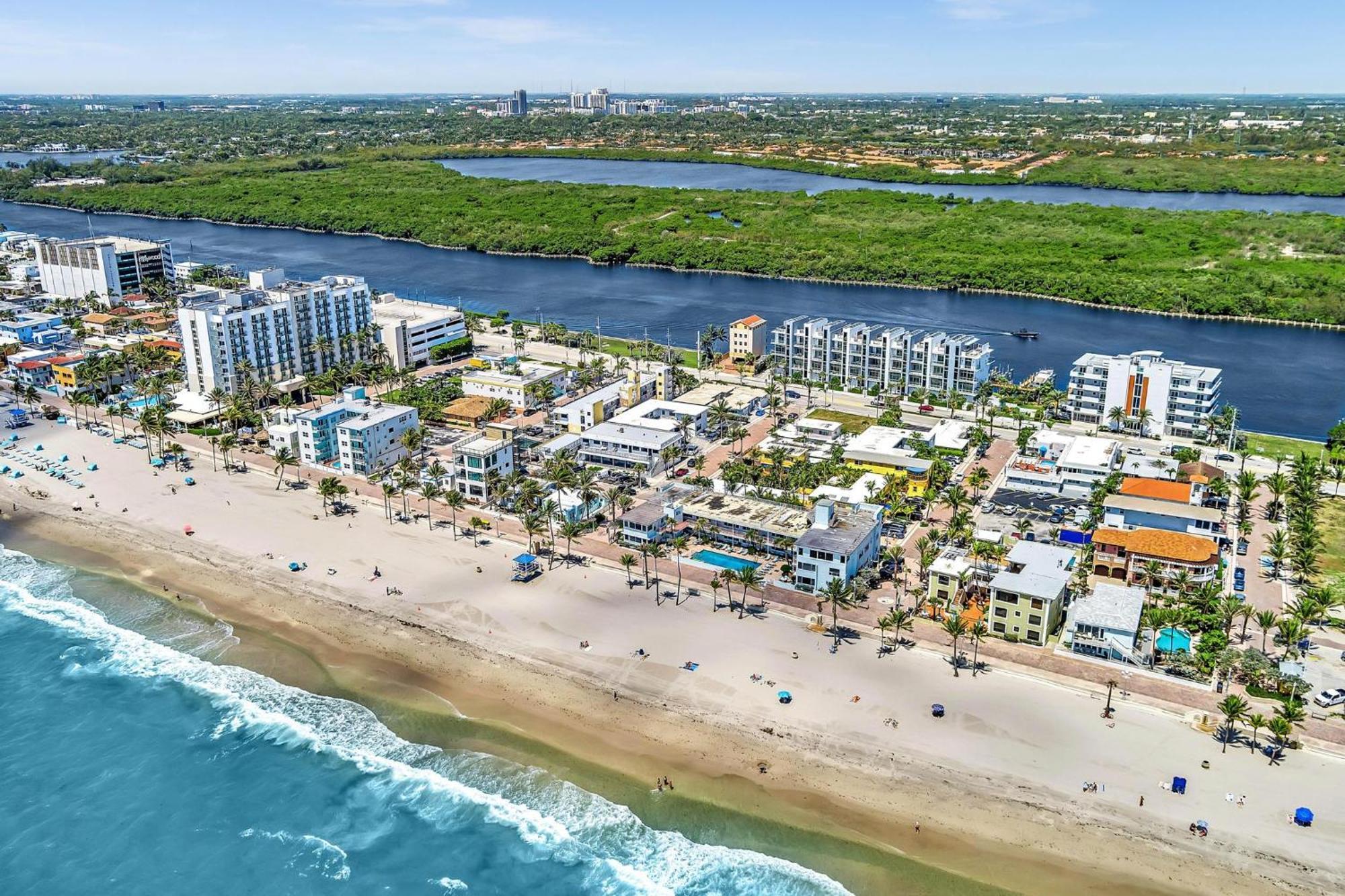 Beachfront & Pool Near Marriott Hollywood Beach Zewnętrze zdjęcie